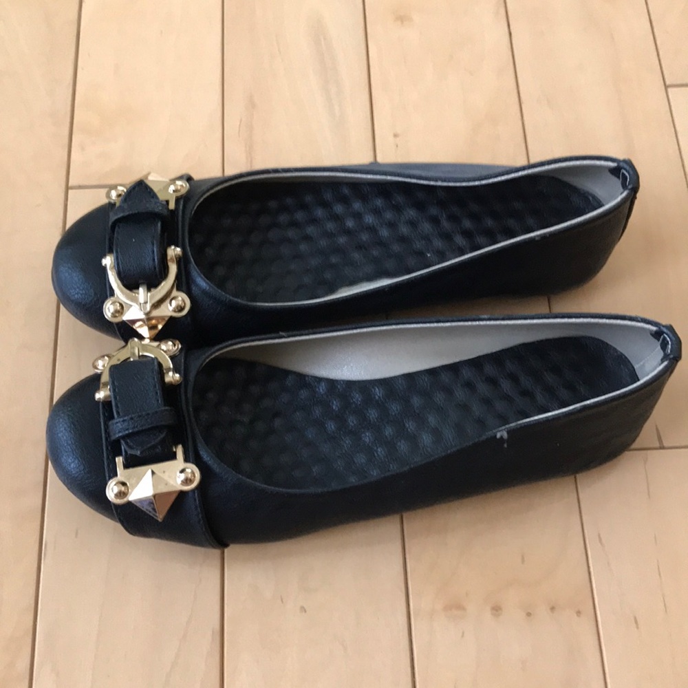 Women flat shoes